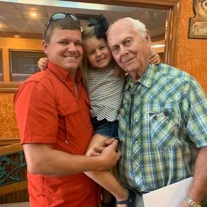 Meet your Posher, Aaron